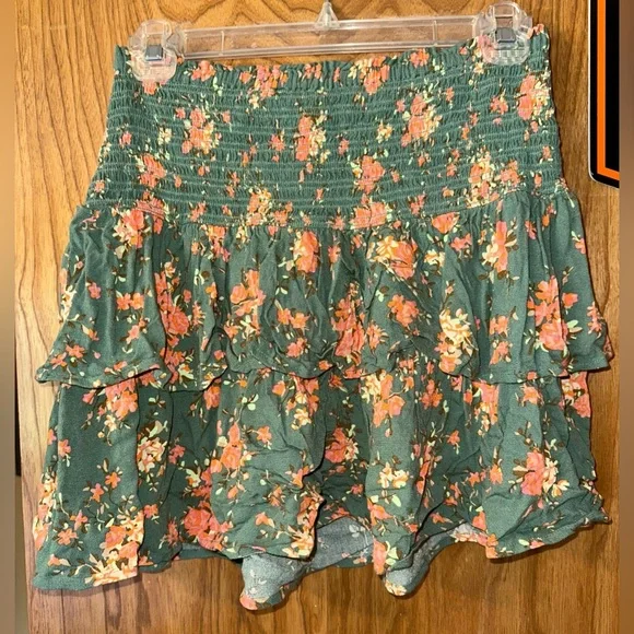 Aerie floral skirt - Picture 1 of 3